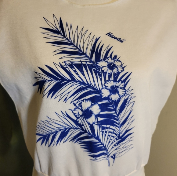 Vintage Hawaii Sleeveless Shirt - Picture 2 of 8